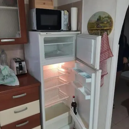 Piera's In ألغيرو